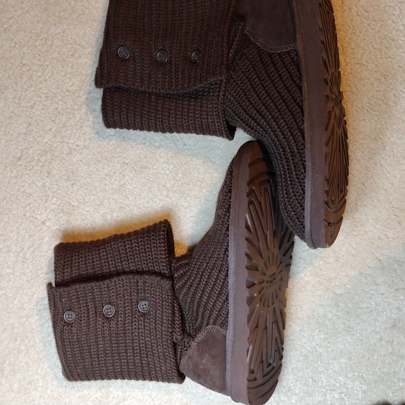 UGG women's brown sweater knit calf boots. Mint condition. Size 8 - Picture 4 of 12